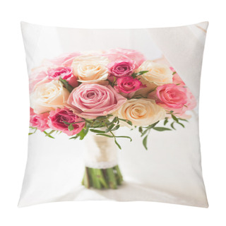 Personality  Bridal Bouquet Of Various Flowers Pillow Covers