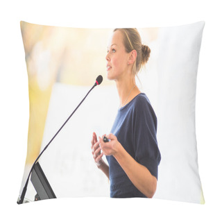 Personality  Business Woman Giving A Presentation Pillow Covers
