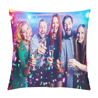 Personality  People With Champagne Flutes Pillow Covers