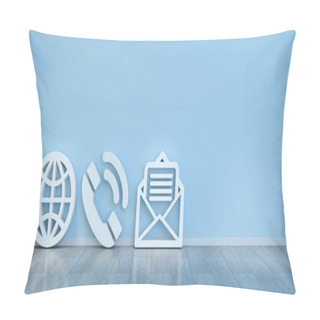 Personality  Big Contact Icons In Bright Colorful Interior 3D Rendering Pillow Covers