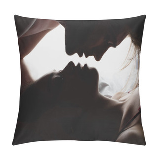 Personality  Side View Of Silhouettes Of Interracial Couple In Love Looking At Each Other Pillow Covers