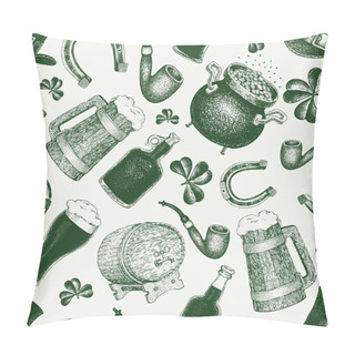 Personality  Hand Drawn Vector Seamles Pattern With Leprechaun Hat, Clover, Beer Mug, Barrel, Golden Coin Pot For St. Patricks Day. Irish Retro Illustration. Pillow Covers