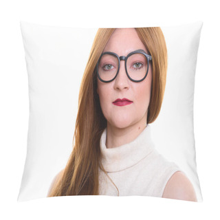 Personality  Close Up Of Businesswoman Wearing Eyeglasses And Looking At Camera Pillow Covers