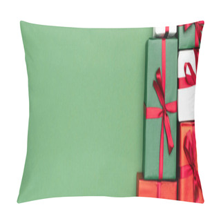 Personality  Top View Of Colorful Gift Boxes With Red Ribbons On Green Background, Website Header Pillow Covers