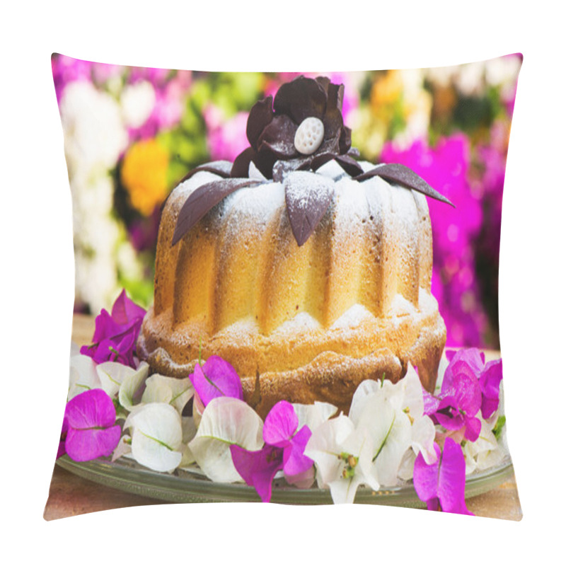 Personality  Gugelhupf Cake On Plate Pillow Covers