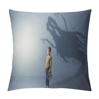 Personality  Scary Ghost Shadow Behind Kid Pillow Covers