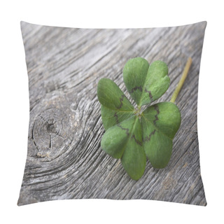 Personality  Four Leaf Clover Pillow Covers