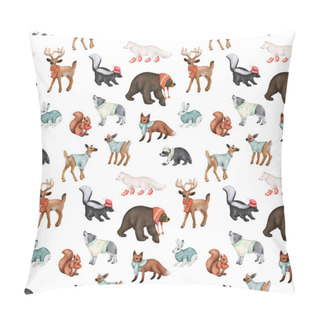 Personality  Seamless Pattern Of Woodland Animals In Winter Clothes, Christmas Cute Characters Print, Illustration On White Background Pillow Covers