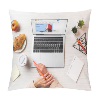 Personality  Cropped Shot Of Female Hands, Laptop With Ebay Website And Lunch On Table In Office           Pillow Covers