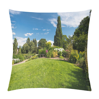 Personality  Botanical Garden In Oslo Norway At Summer Pillow Covers