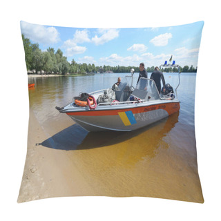 Personality  Diving Boat With Police Lifeguards On Duty And Equipment Aboard Hits The Beach Pillow Covers