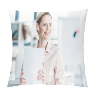 Personality  Smiling Businesswoman Holding Documents At Office Pillow Covers