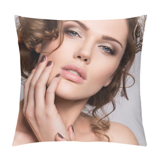Personality  Beautiful Bride With Fashion Wedding Hairstyle. Pillow Covers