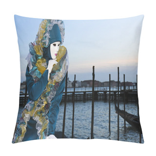 Personality  Woman With Typical Attitude At The Venice Carnival Pillow Covers
