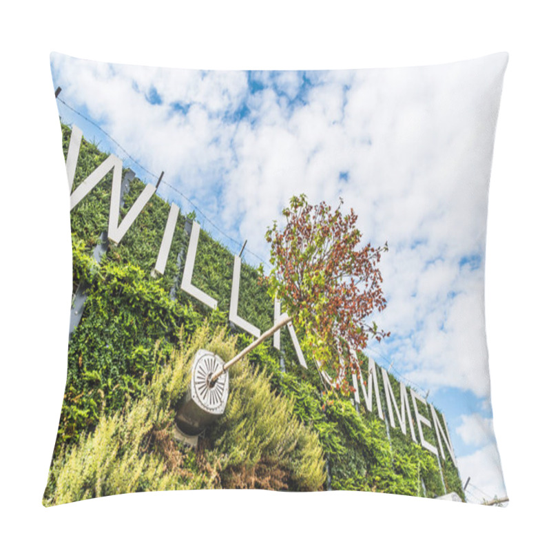 Personality  Vertical Plants With Word Willkommen (translation: Welcome), Entrance Into A Park Pillow Covers