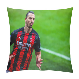 Personality  Zlatan Ibrahimovic Of AC Milan Celebrates After Scoring A Goal During Italian Football Serie A Match AC Milan Vs Crotone FC At The Giuseppe Meazza Stadium In Milan, Italy, February 07, 2021 - Credit: LiveMedia/Fabrizio Carabelli Pillow Covers