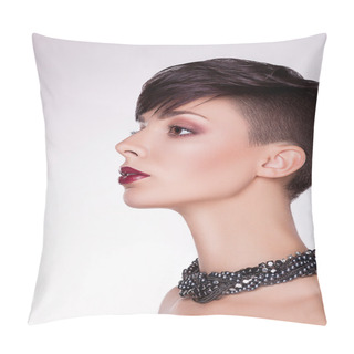 Personality  Aristocratic Profile Of Modern Imposing Woman - Short Hairs, Bob Pillow Covers