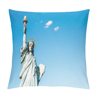 Personality  Odaiba Statue Of Liberty In Tokyo, Japan Pillow Covers