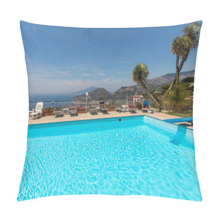 Personality  Swimming Pool On The Amalfi Coast With Views Of The Gulf Of Naples And Vesuvius. Sorrento. Italy Pillow Covers