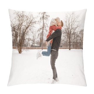 Personality  Cheerful Young Couple Having Fun In Winter Park. Two Lovers Are Hugging And Kissing In Saint Valentine's Day. Hipster Couple Hugging Each Other In Winter Forest. Love Story. Pillow Covers