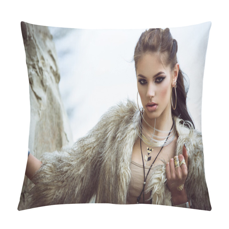 Personality  Fur coat and flash tattoos pillow covers