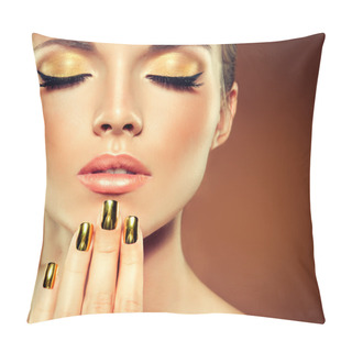 Personality   Girl Face With Golden Make Up  Pillow Covers