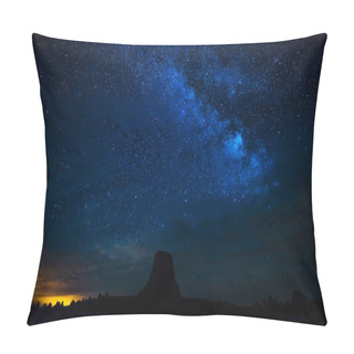 Personality  Beautiful Devil Tower At Night With Milkyway In The Clear Sky. Wyoming,usa. Pillow Covers