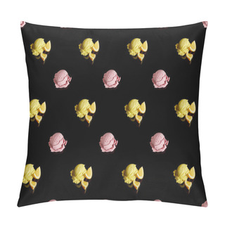 Personality  Delicious Lemon And Strawberry Ice Cream Balls Isolated On Black, Seamless Pattern Pillow Covers