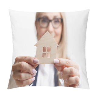 Personality  Playing At Home Pillow Covers
