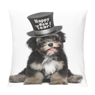 Personality  Cute Havanese Puppy Dog Is Wearing A Happy New Year Top Hat Pillow Covers