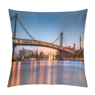 Personality  Williamsburg Bridge At Dusk Pillow Covers