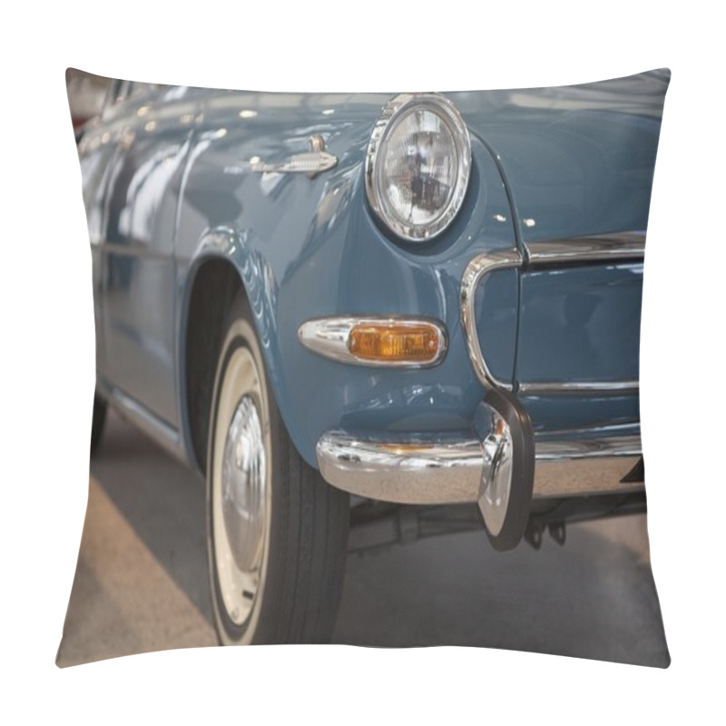 Personality  Old And Antique Car Pillow Covers