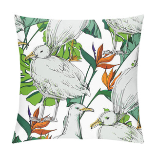 Personality  Vector Sky Bird Seagull In A Wildlife Isolated. Black And White Engraved Ink Art. Seamless Background Pattern. Pillow Covers