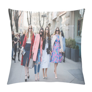 Personality  People During Milan Fashion Week Pillow Covers