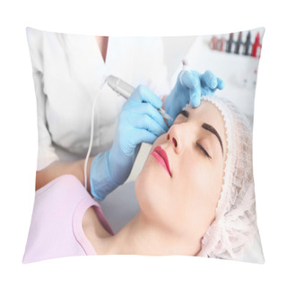 Personality  Permanent Make-up (tattoo) At Beauty Salon Pillow Covers