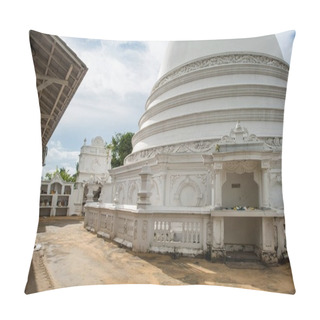 Personality  Stupa Dome At Buddha Temple Pillow Covers