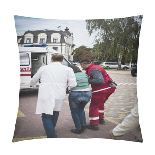 Personality  Indicative Training Emergency Doctors Pillow Covers