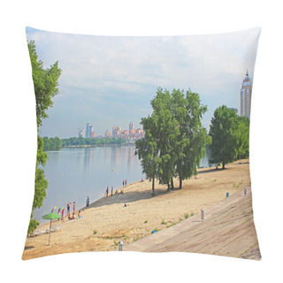 Personality  Unidentified People Are Resting On The Beach Of Dnipr River In Obolon District, Kyiv, Ukraine Pillow Covers