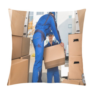 Personality  Movers Carrying Sofa Outside Truck Pillow Covers