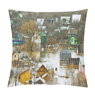 Personality  Summer Colony Flooded With Spring Freshet Pillow Covers