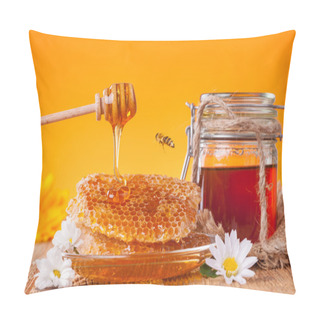Personality  Fresh Honey With Dipper Pillow Covers