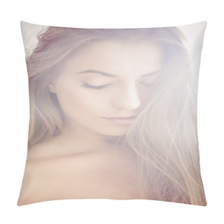 Personality  Beautiful Delicate Woman Pillow Covers