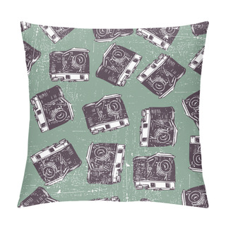 Personality  Decarative Seamless Pattern With Old Camera Pillow Covers
