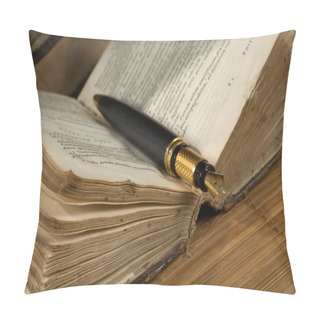 Personality  Old Poetry Book And A Fountain Pen Pillow Covers