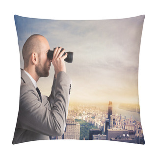 Personality  Businessman Looking At The City Landscape Pillow Covers