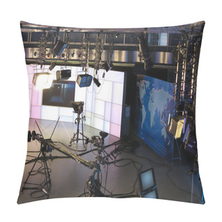 Personality  Television Studio Equipment, Spotlight Truss And Professional Ca Pillow Covers