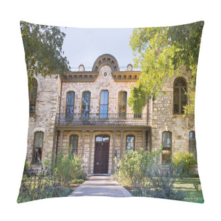 Personality  Public Library In Fredericksburg, Texas With Limestone Veneer Pillow Covers