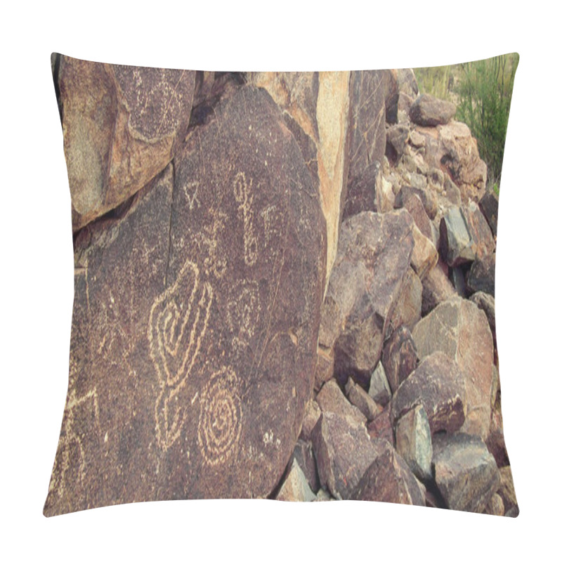 Personality  Native American Petroglyphs Pillow Covers