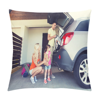 Personality  Happy Family Packing Things To Car At Home Parking Pillow Covers