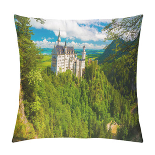 Personality  Famous Fairy Tale Castle In Bavaria, Neuschwanstein, Germany Pillow Covers
